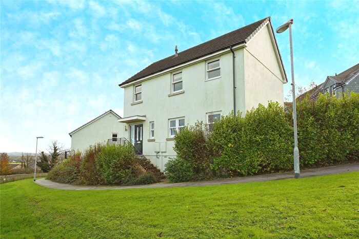 4 Bedroom Detached House For Sale In Rowan Road, Wadebridge, Cornwall, PL27