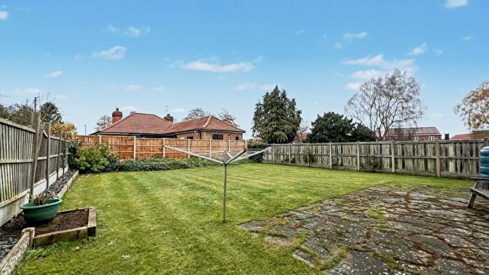 3 Bedroom Detached Bungalow For Sale In Charles Avenue, Scotter, DN21