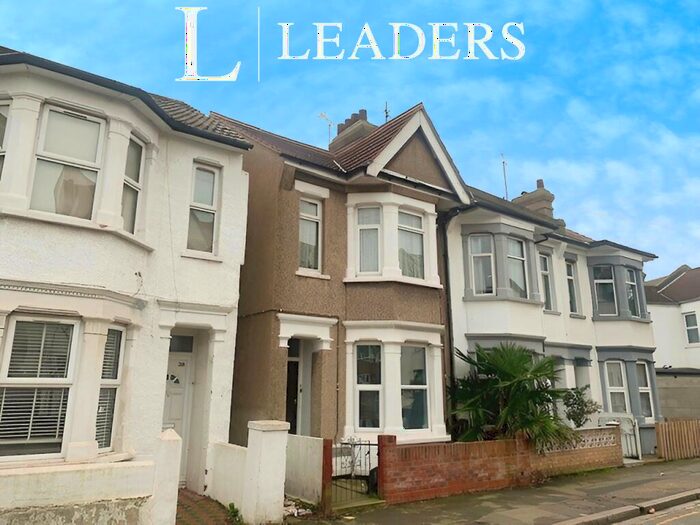 1 Bedroom Flat To Rent In Beresford Road, Southend-on-Sea, SS1