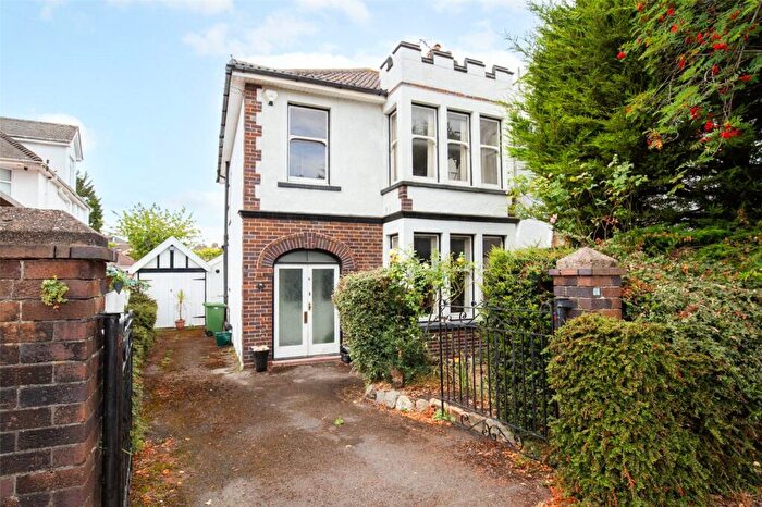 3 Bedroom Semi-Detached House For Sale In Falcondale Road, Bristol, BS9