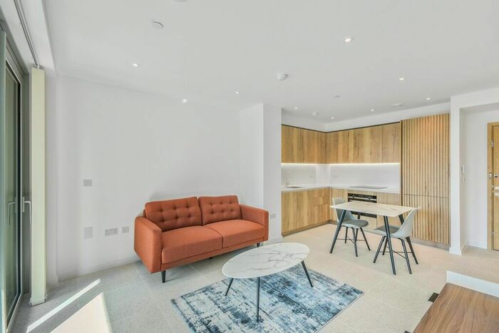 Studio To Rent In Tapestry Way, London, E1