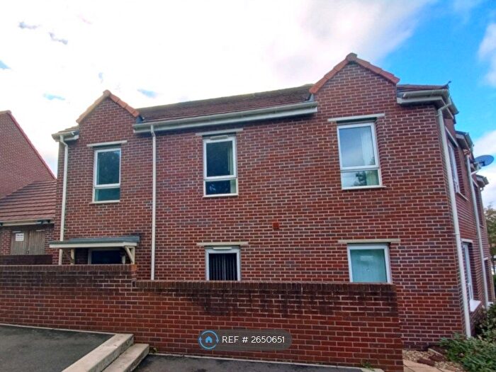 1 Bedroom Flat To Rent In Staddle Stone Road, Exeter, EX1