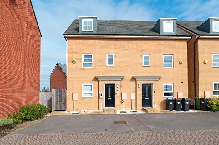 4 Bedroom Semi Detached House For Sale In Bolebec Avenue, Eagle Farm South, Milton Keynes, Buckinghamshire, MK17