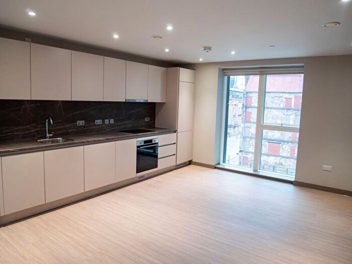 2 Bedroom Apartment To Rent In Candleriggs, Trongate, Glasgow, G1