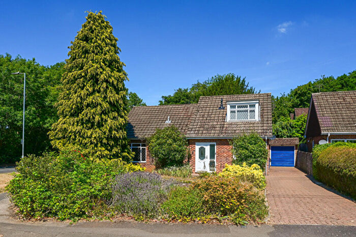 3 Bedroom Detached House For Sale In Maybrick Close, Sandhurst, GU47