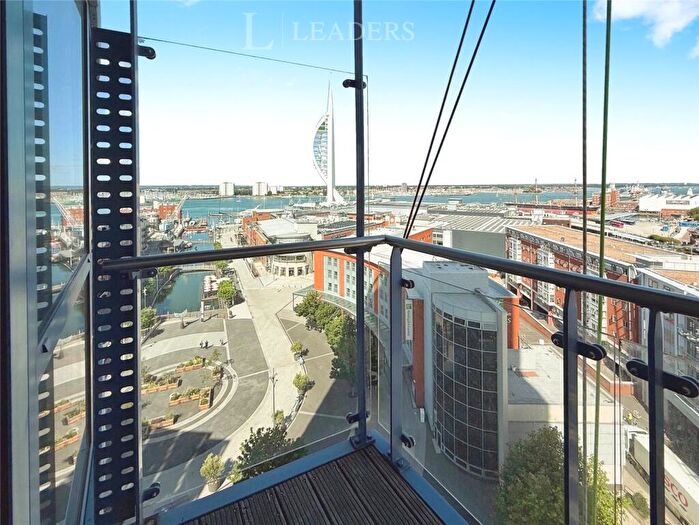 2 Bedroom Apartment For Sale In No Gunwharf Quays, Portsmouth, Hampshire, PO1