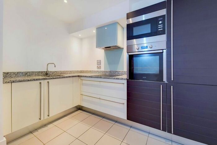 1 Bedroom Flat To Rent In Cadogan Road, Woolwich Riverside, London, SE18