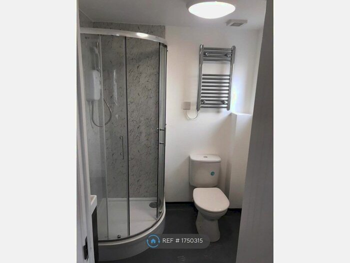 Studio To Rent In Lynmouth Avenue, Merton, SM4