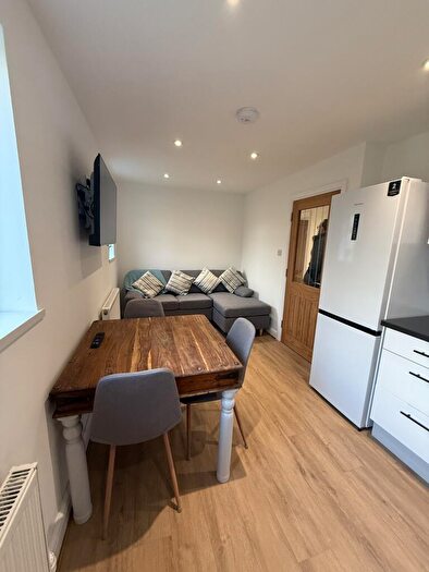 3 Bedroom Apartment To Rent In Quarn Gardens, Derby, DE1