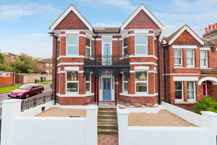 2 Bedroom Flat To Rent In Elm Grove, Brighton, East Sussex, BN2