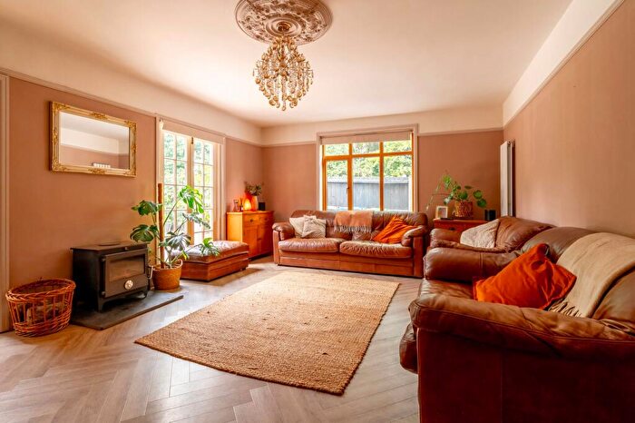 4 Bedroom Semi-Detached House For Sale In Dell Road, Oulton Broad, NR33