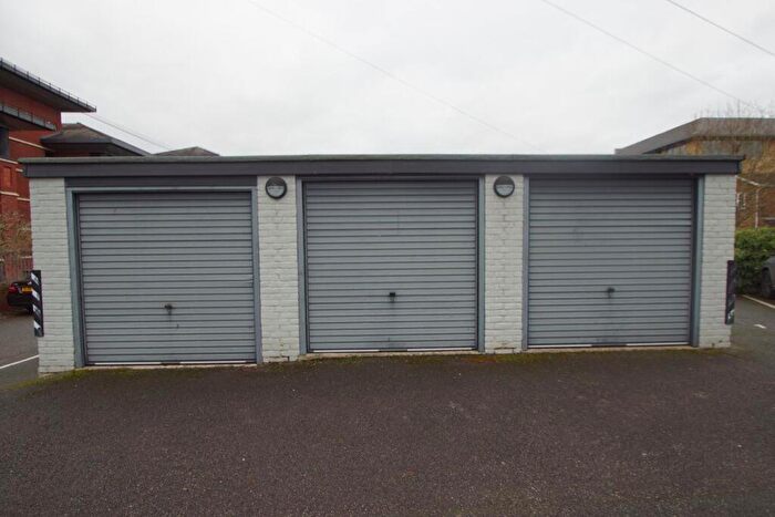 Property To Rent In Garage, To The Rear Of Castle Hill, SL6