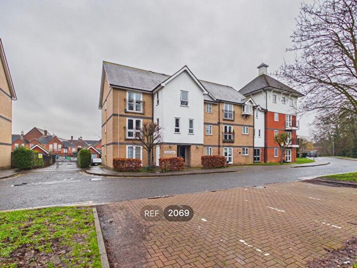 2 Bedroom Apartment To Rent In Victoria Chase, Colchester, CO1