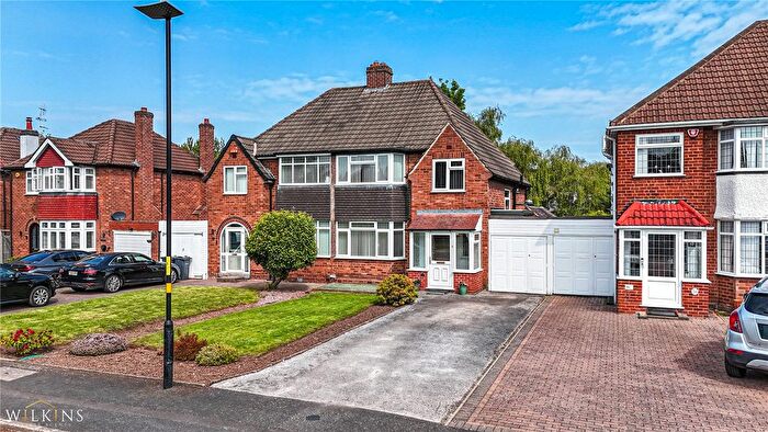 3 Bedroom Semi-Detached House For Sale In Bonner Drive, Sutton Coldfield, West Midlands, B76