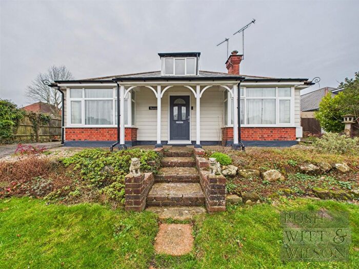 3 Bedroom Detached House For Sale In North Trade Road, Battle, TN33