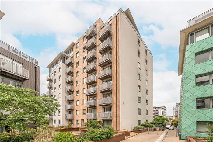 1 Bedroom Flat For Sale In Deals Gateway, Greenwich, SE13
