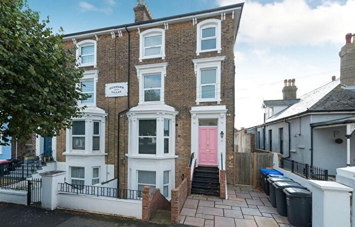 1 Bedroom Flat To Rent In St Mildreds Road, Ramsgate, Kent, CT11