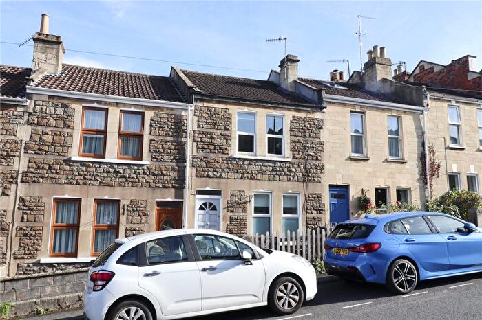 4 Bedroom Terraced House For Sale In Herbert Road, Oldfield Park, Bath, BA2