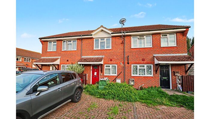 2 Bedroom Property For Sale In Canute Close, Eastbourne, East Sussex, BN23