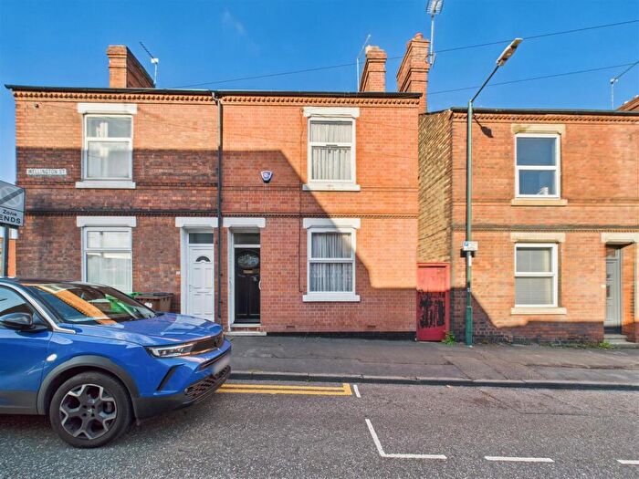3 Bedroom Semi-Detached House To Rent In Wellington Street, Nottingham, NG3