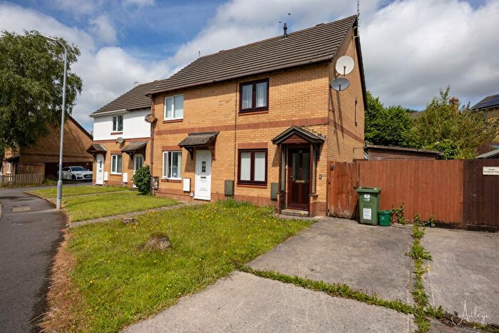 2 Bedroom End Of Terrace House For Sale In Clos Cilsaig, Dafen, Llanelli, SA14