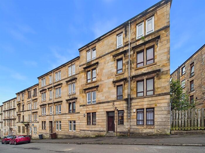 1 Bedroom Flat For Sale In Clavering Street West, Paisley, PA1