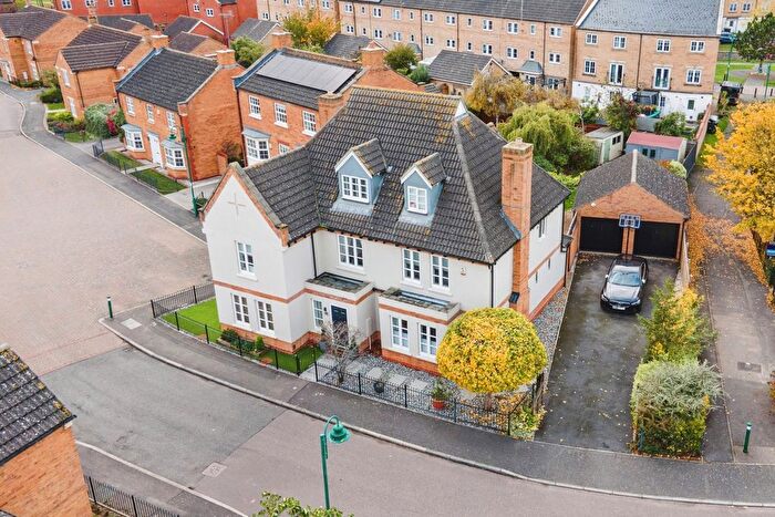 6 Bedroom Detached House For Sale In Sharnbrook Avenue, Hampton Vale, Peterborough, Cambridgeshire, PE7