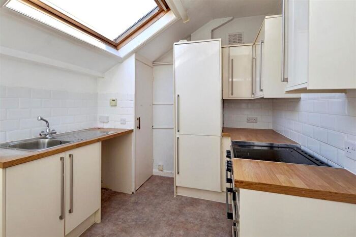 1 Bedroom Flat To Rent In The Goffs, Eastbourne, BN21