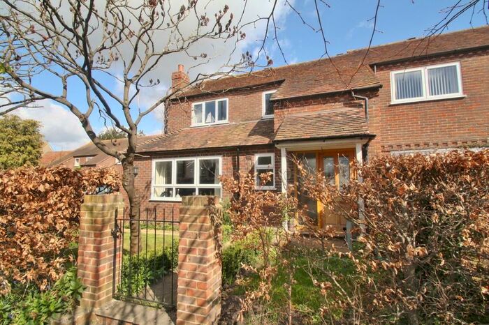 4 Bedroom End Of Terrace House To Rent In The Limes, Crowmarsh Gifford, OX10