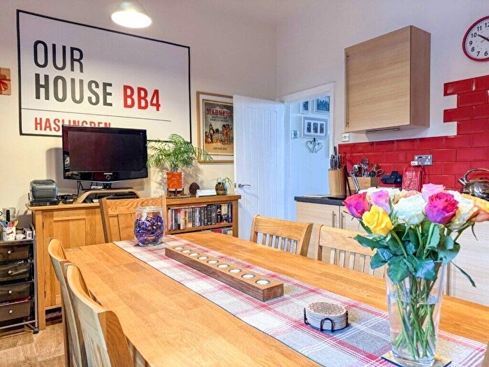 2 Bedroom Terraced House For Sale In Blackburn Road, Haslingden, Rossendale, BB4