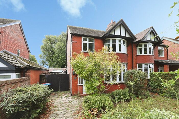 3 Bedroom Semi Detached House For Sale In Moss Road, Northwich, CW8