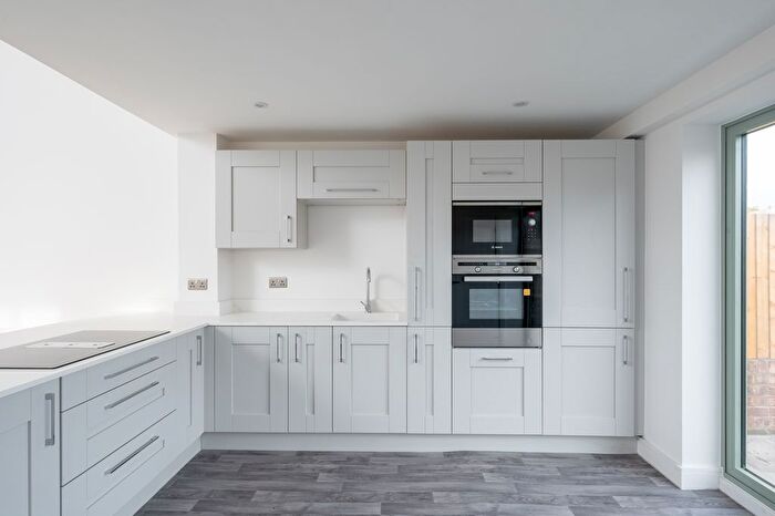 3 Bedroom End Of Terrace House For Sale In Main Street, Escrick, York, YO19