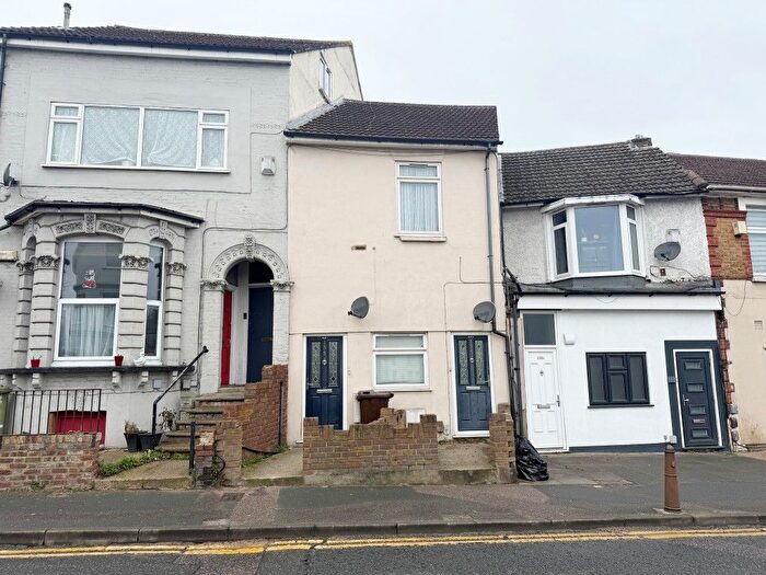 2 Bedroom Block Of Flats For Sale In Canterbury Street, Gillingham, Kent, ME7