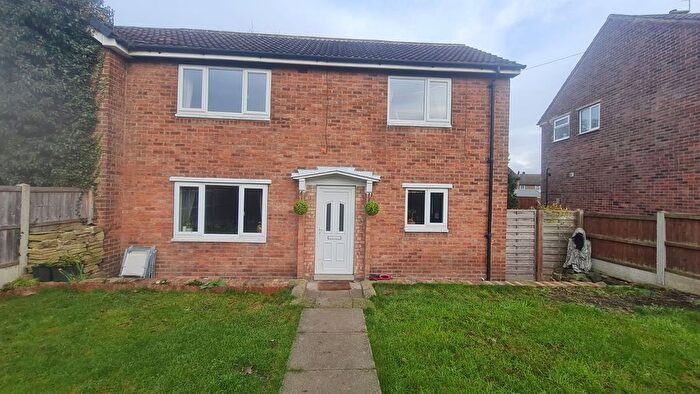 3 Bedroom Semi-Detached House To Rent In Fairbrook Road, Chapelthorpe, Wakefield, WF2