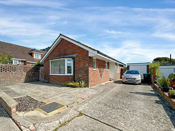3 Bedroom Detached Bungalow To Rent In Woodlands Close, Angmering, BN16