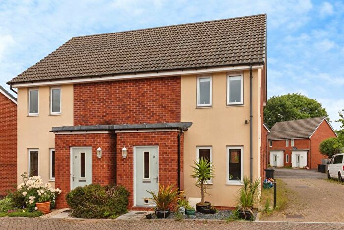 2 Bedroom Semi-Detached House For Sale In Woodward Road, Bristol, BS16