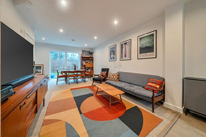 4 Bedroom Terraced House For Sale In Welford Mews, London, SE6