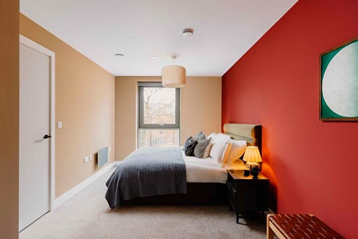 1 Bedroom Apartment To Rent In Inkwell Place, Birmingham, B16