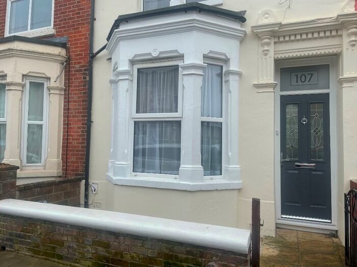 3 Bedroom Terraced House To Rent In Telephone Road, Southsea, Hampshire, PO4