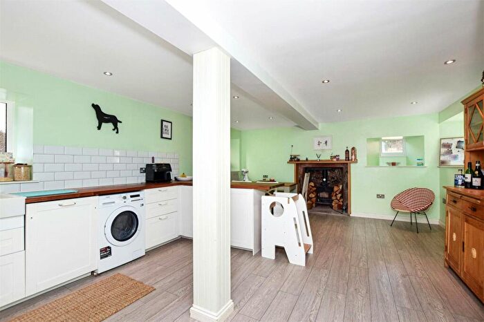 3 Bedroom Terraced House For Sale In High Street, Strathmiglo, Cupar, KY14
