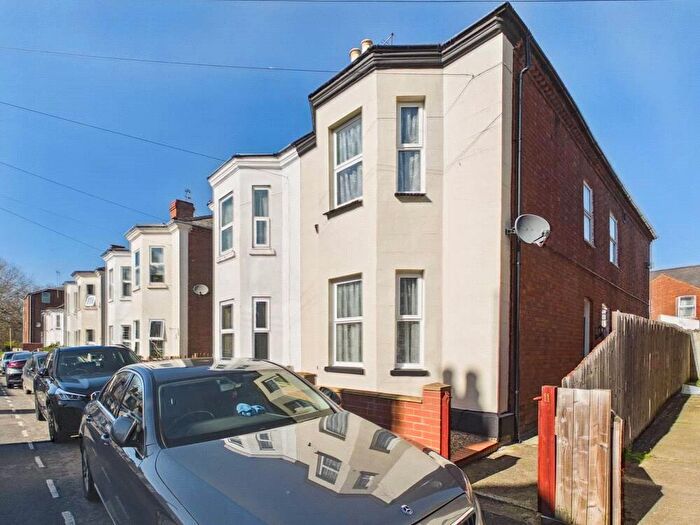 4 Bedroom Semi Detached House For Sale In Goodyere Street, Gloucester, Gloucestershire, GL1