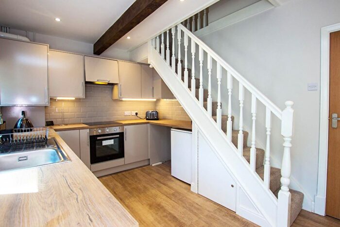 2 Bedroom Cottage To Rent In Duchess Street, Lower Darwen, Darwen, BB3