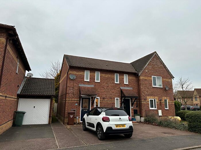 1 Bedroom End Of Terrace House To Rent In Acacia Walk, Bicester, OX26