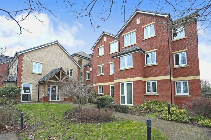 1 Bedroom Apartment For Sale In Booth Court, Handford Road, Ipswich, IP1