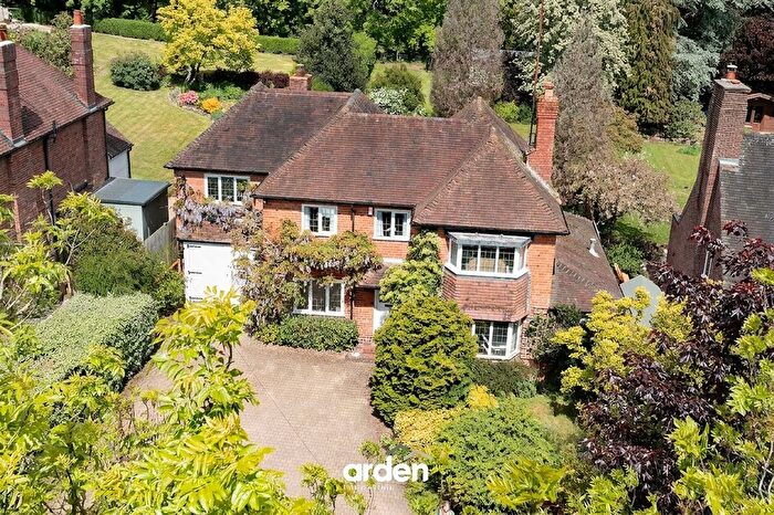 4 Bedroom Detached House For Sale In Aqueduct Lane, Alvechurch, B48