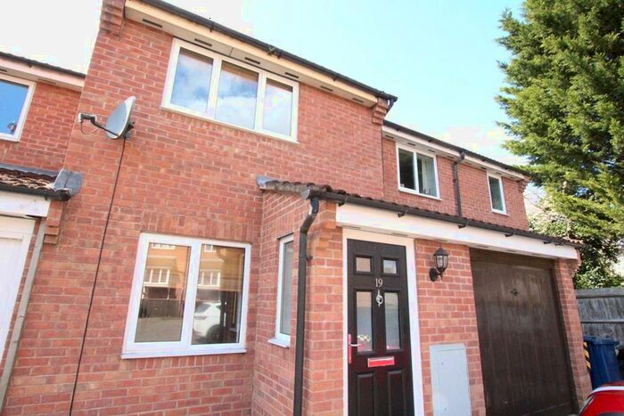 2 Bedroom Terraced House To Rent In Gupshill Close, Tewkesbury, GL20