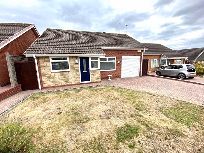 3 Bedroom Bungalow For Sale In The Oaks, Bedworth, CV12