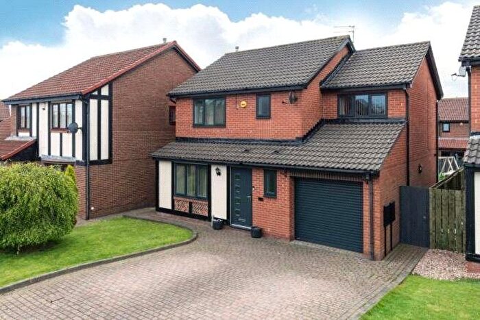 4 Bedroom Detached House For Sale In Deansfield Grove, North Walbottle, Newcastle Upon Tyne, Tyne And Wear, NE15