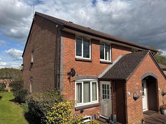 1 Bedroom Retirement Property For Sale In Acorn Drive, Wokingham, Berkshire, RG40
