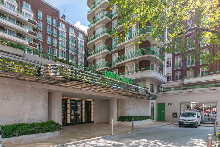 2 Bedroom Flat To Rent In Gloucester Place, Marylebone, London, NW1